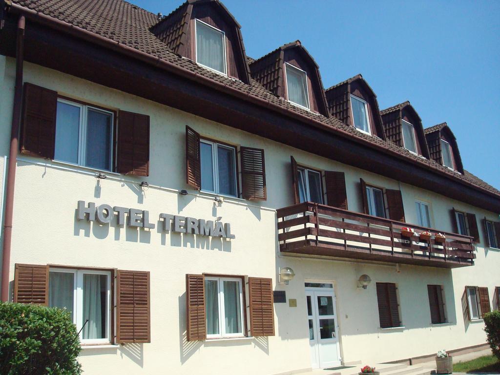Hotel Termal Tiszaujvaros Exterior photo