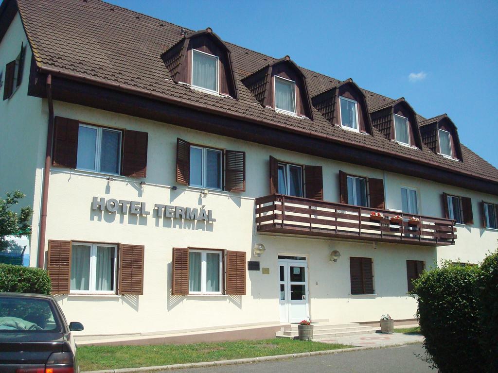 Hotel Termal Tiszaujvaros Exterior photo