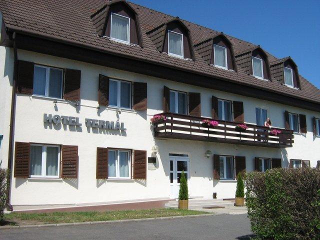 Hotel Termal Tiszaujvaros Exterior photo
